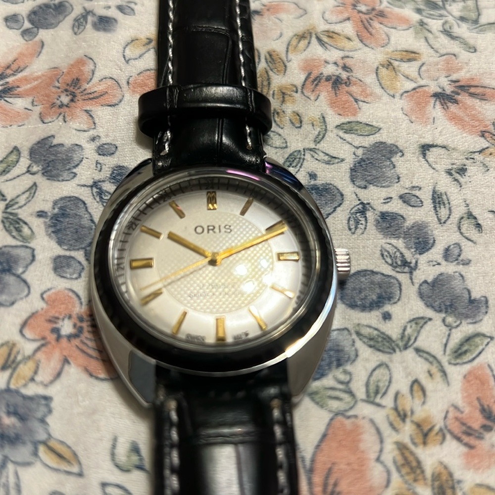 Vintage Oris manual wind watch